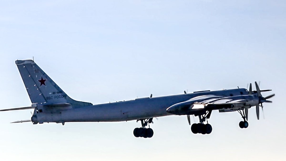 Ein russischer Langstrecken-Bomber vom Typ Tupolew Tu-95MS