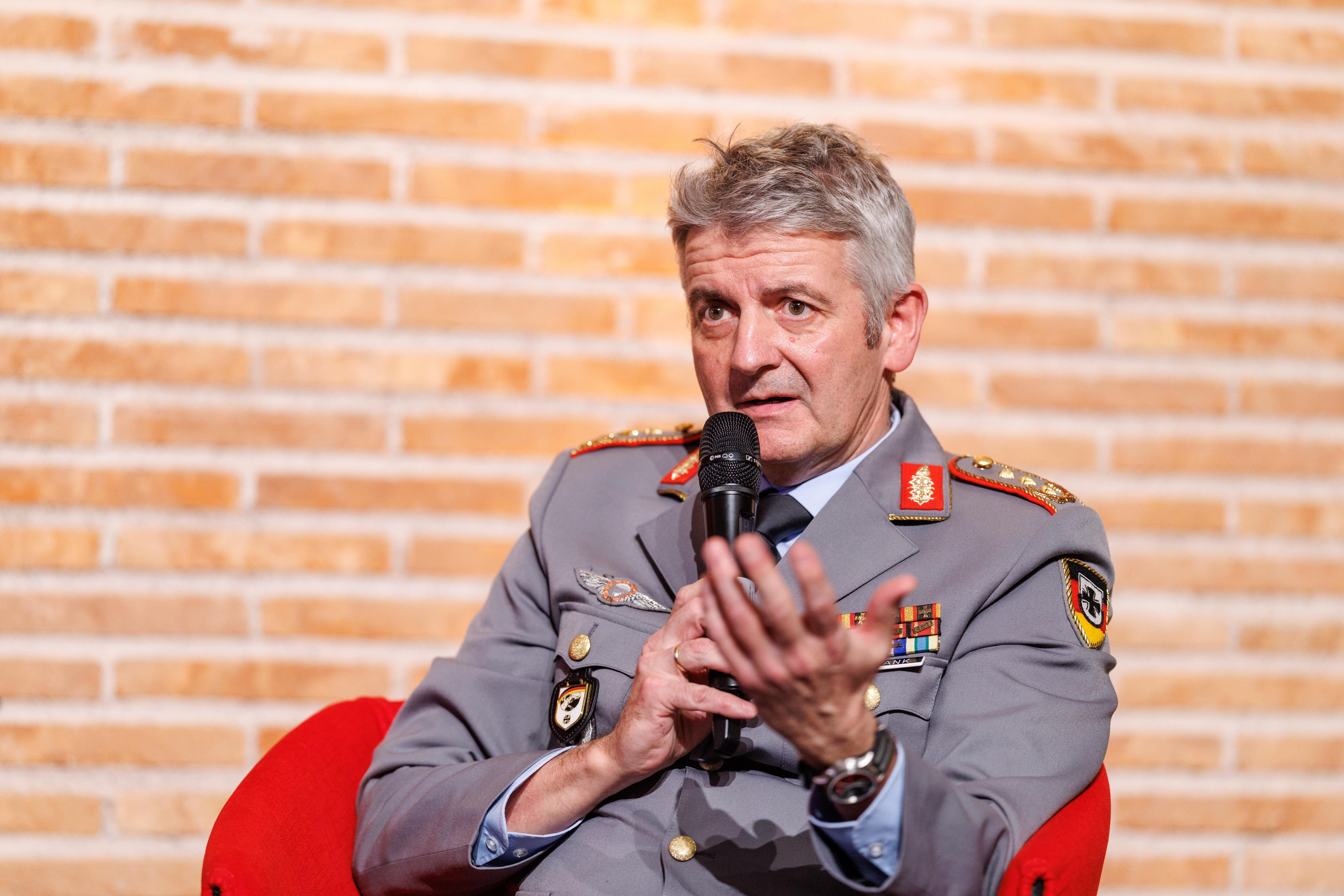 (Archivbild): Bundeswehr-General Sollfrank