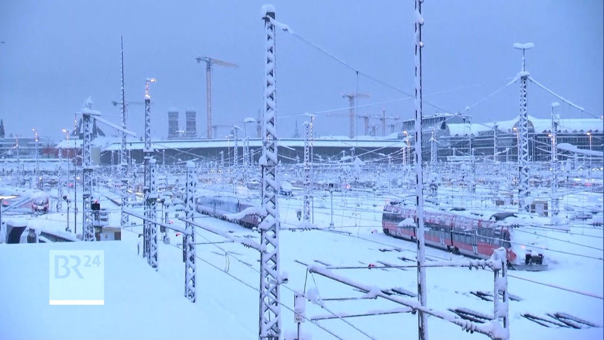 Schnee und Eis sorgen weiter für große Einschränkungen in Bayern