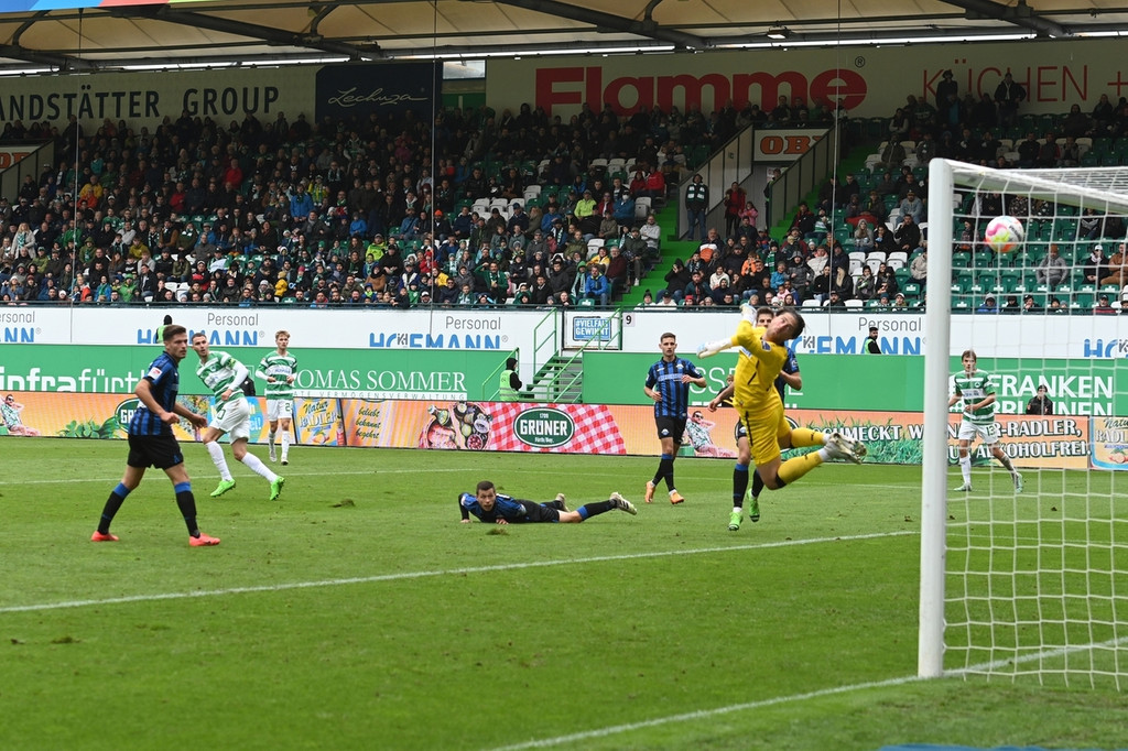 Fürth trifft zum 2:1 gegen den SC Paderborn