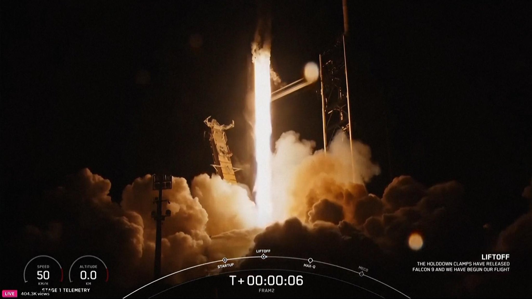 In Cape Canaveral ist eine SpaceX-Mission zu den Polen der Erde gestartet. An Bord ist mit Rabea Rogge erstmals eine Frau aus Deutschland.
