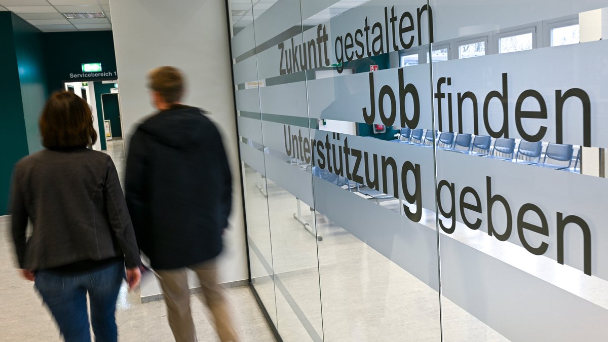 Termine beim Jobcenter: Jedem Zweiten bringen sie nichts