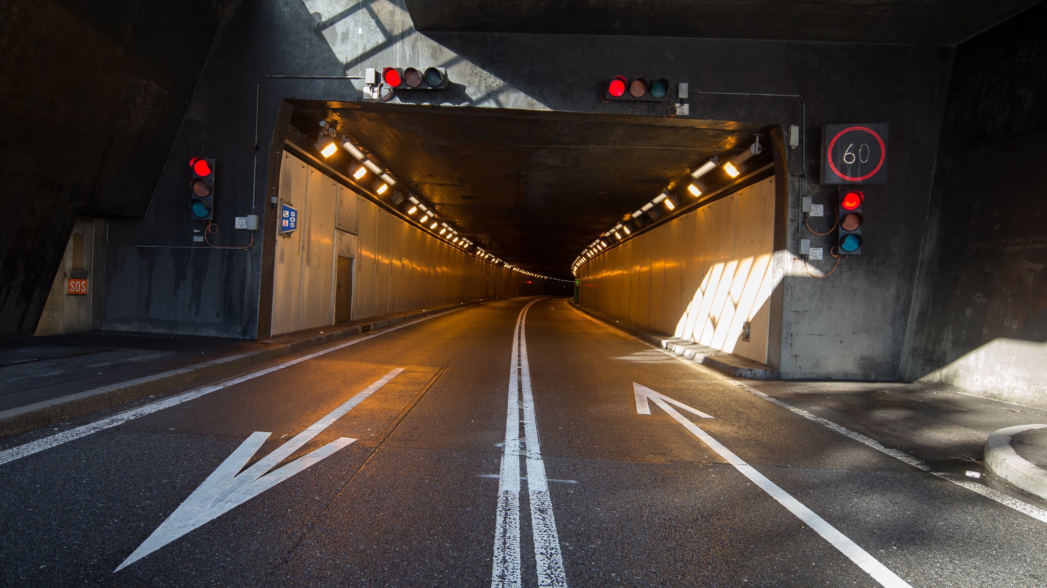 Archivbild: Die Einfahrt des Gotthard-Tunnels in Airolo. 