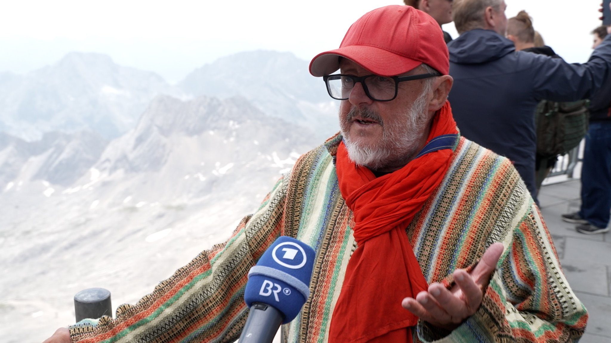 Richard Kirmes aus München wurde auf dem Weg zur Zugspitze von einem Schneesturm überrascht. Laura Dahlmeier rettete ihn. 