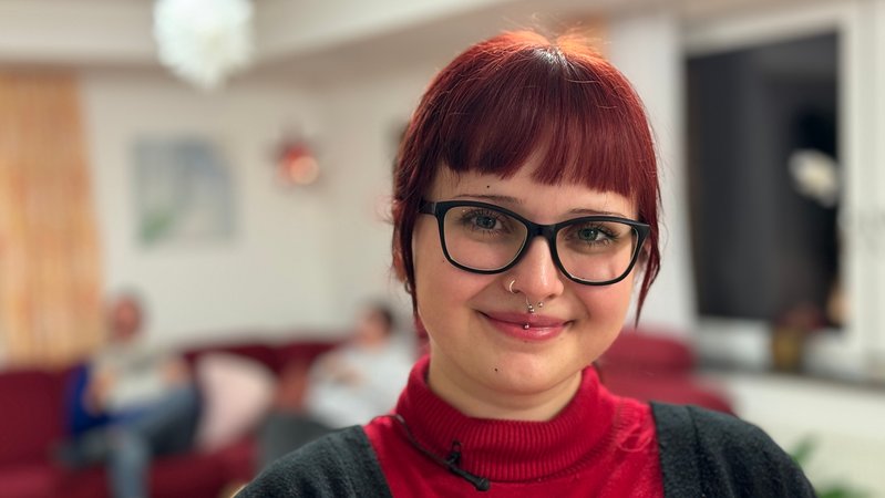 Kateryna Zinchenko lächelt in die Kamera | Bild: BR/Steffen Armbruster Kateryna Zinchenko lächelt in die Kamera