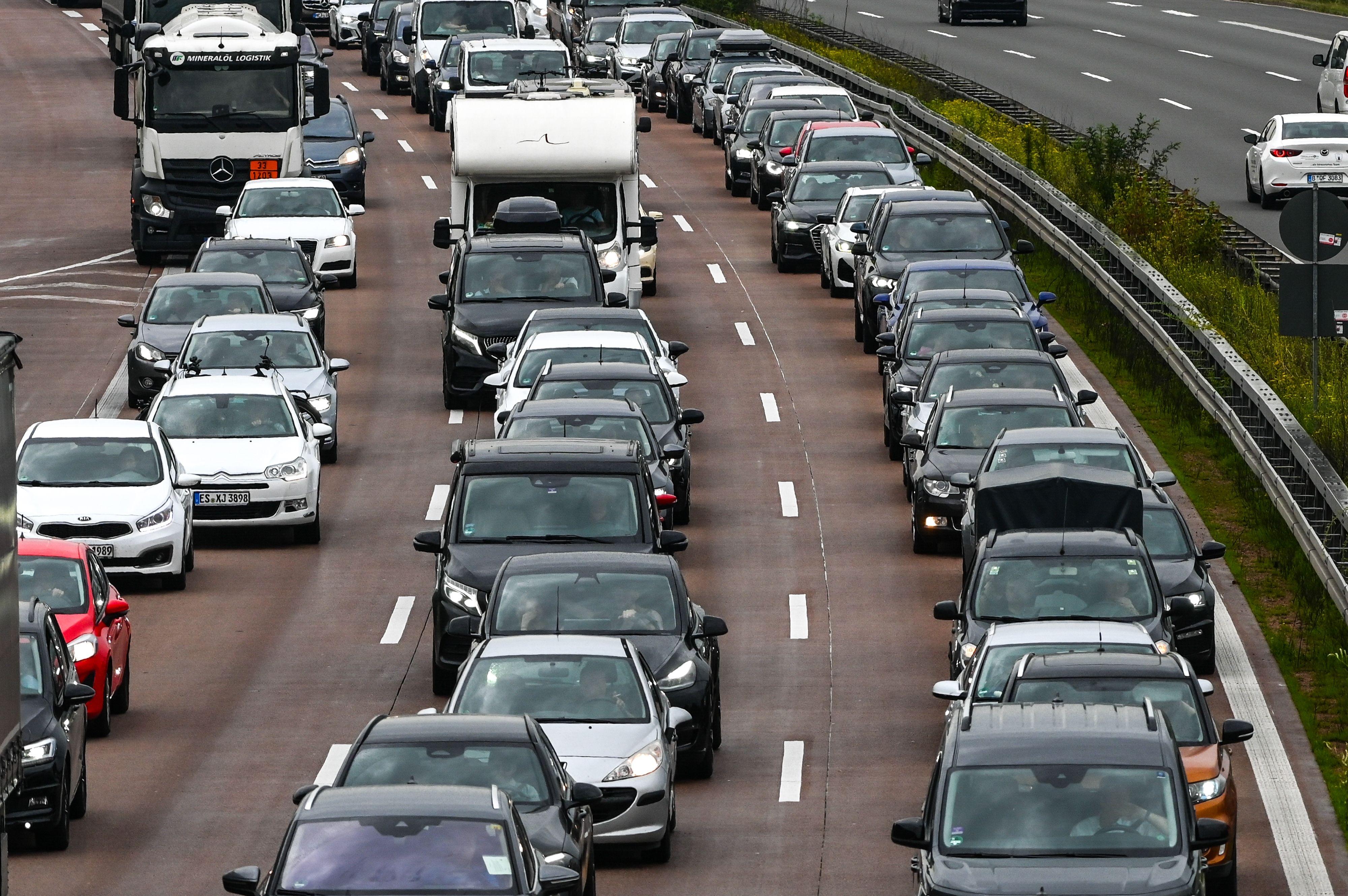 Stau Schock So Meistern Sie Die Nachste Verkehrs Katastrophefeed
