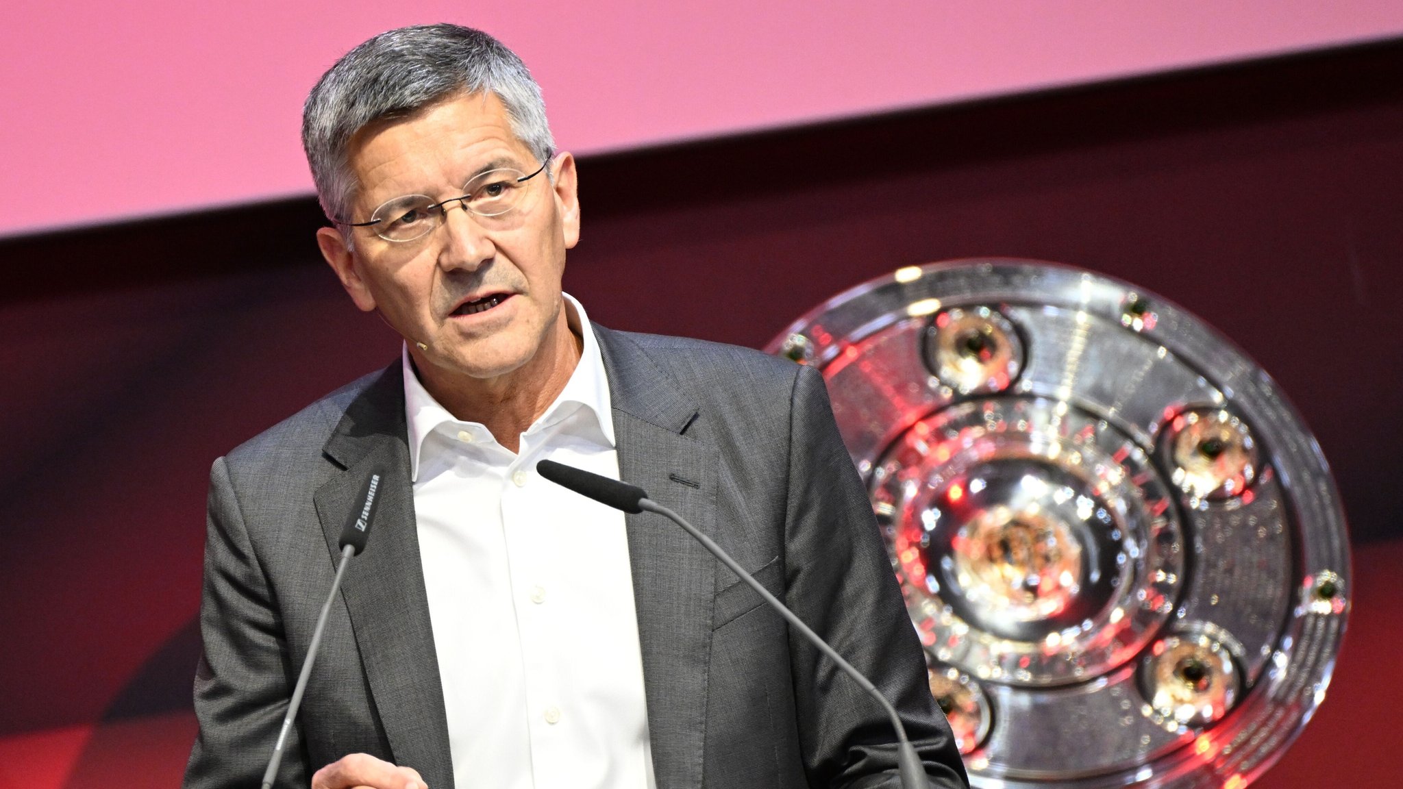 FC Bayern: Hainer kandidiert erneut als Vereinspräsident