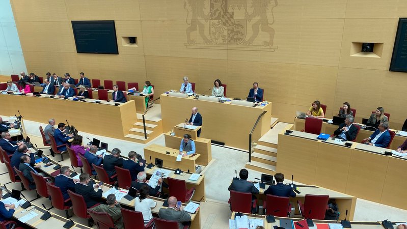 Klage gegen Länderfinanzausgleich - Landtagsdebatte