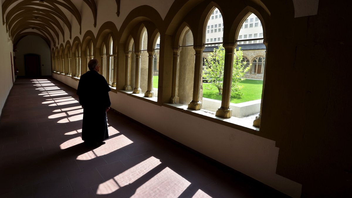 "Unkultur des Schweigens": Franziskaner arbeiten Missbrauch auf