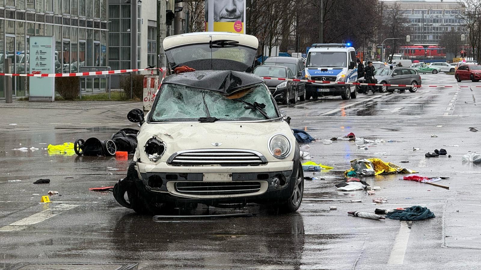 Seidlstraße in München nach dem Anschlag mit einem Auto 2025