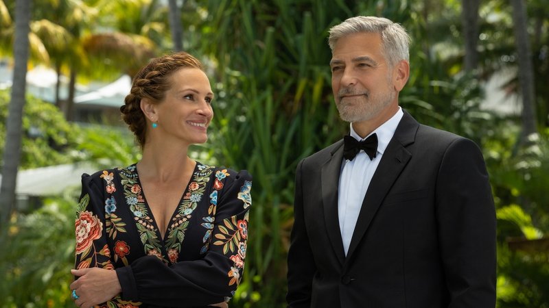 Ex-Eheleute, die sich zusammenraufen müssen: Julia Roberts und George Clooney in "Ticket ins Paradies".