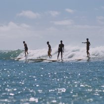 Surfen - Ein Sport und seine Geschichte | Bild: picture alliance / Glasshouse Images | Circa Images