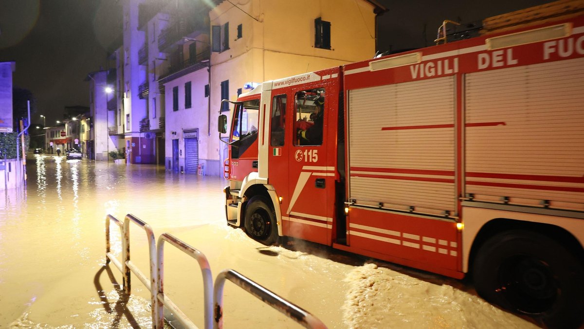 Die Feuerwehr musste zu zahlreichen Einsätzen ausrücken, wie hier bei Campi Bisenzio.
