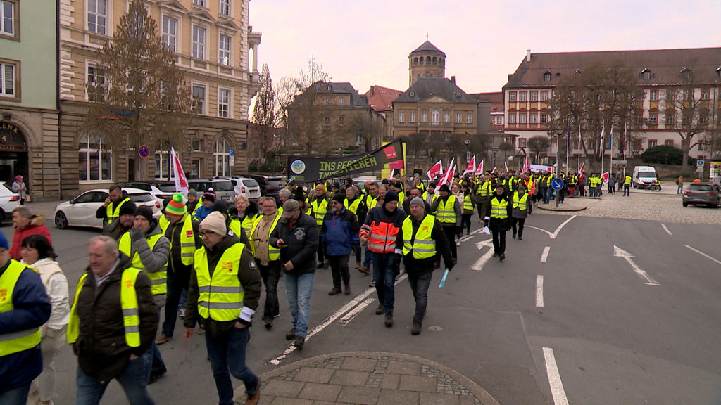 Warnstreik in Bayreuth | Bild: BR Warnstreik in Bayreuth