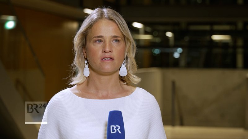 Interview mit Verena Bentele, Vorsitzende des VdK Bayern | Bild: Bayerischer Rundfunk 2024 Interview mit Verena Bentele, Vorsitzende des VdK Bayern