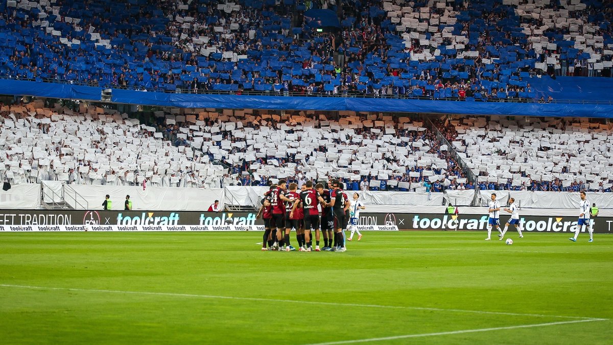Eigentor, Choreo, Gänsehaut: FCN siegt im Freundschaftsgipfel