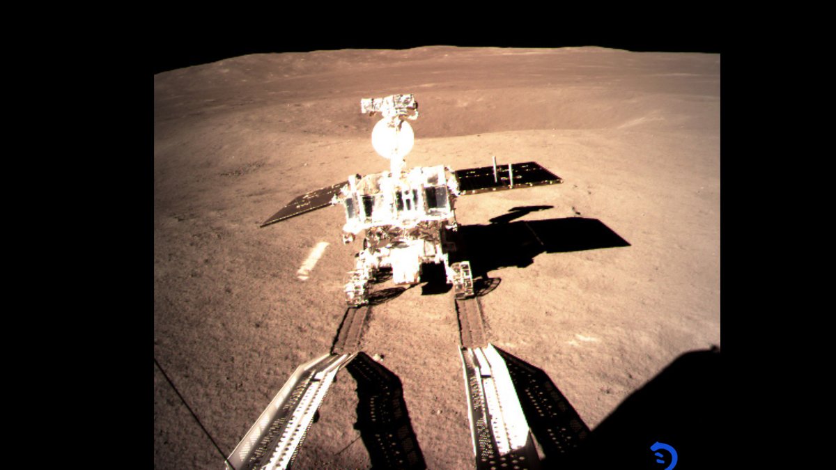 Chinesischer Rover Yutu 2 (Jadehase 2) auf dem Mond