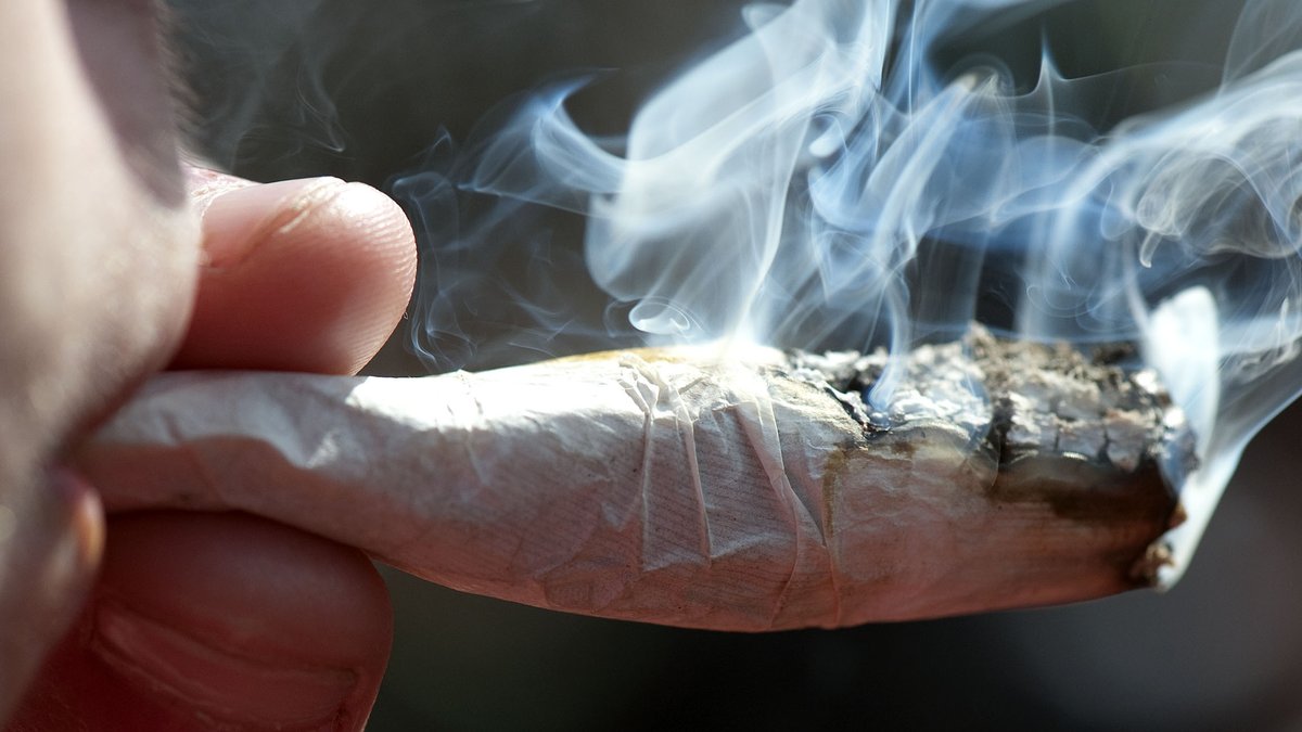 Cannabis-Legalisierung: Wie Bayern es Kiffern schwermachen will