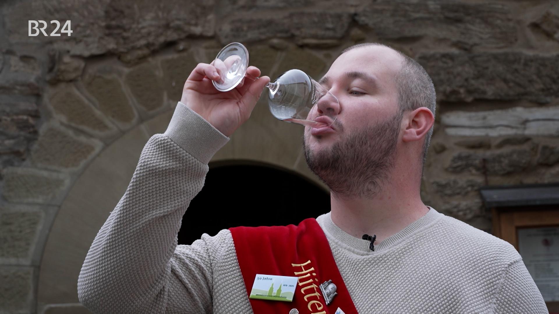 Weinprinz Maximilian Lang ist seit 1950 der erste Mann, der um den Titel kandidiert