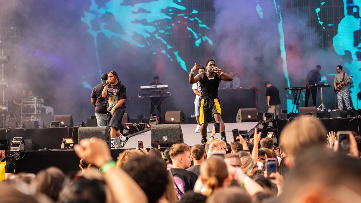 Die Rap-Formation SFB während eines Auftritts beim internationalen Hip-Hop-Festival Rolling Loud am 30.06.2023 in Rotterdam Ahoy.