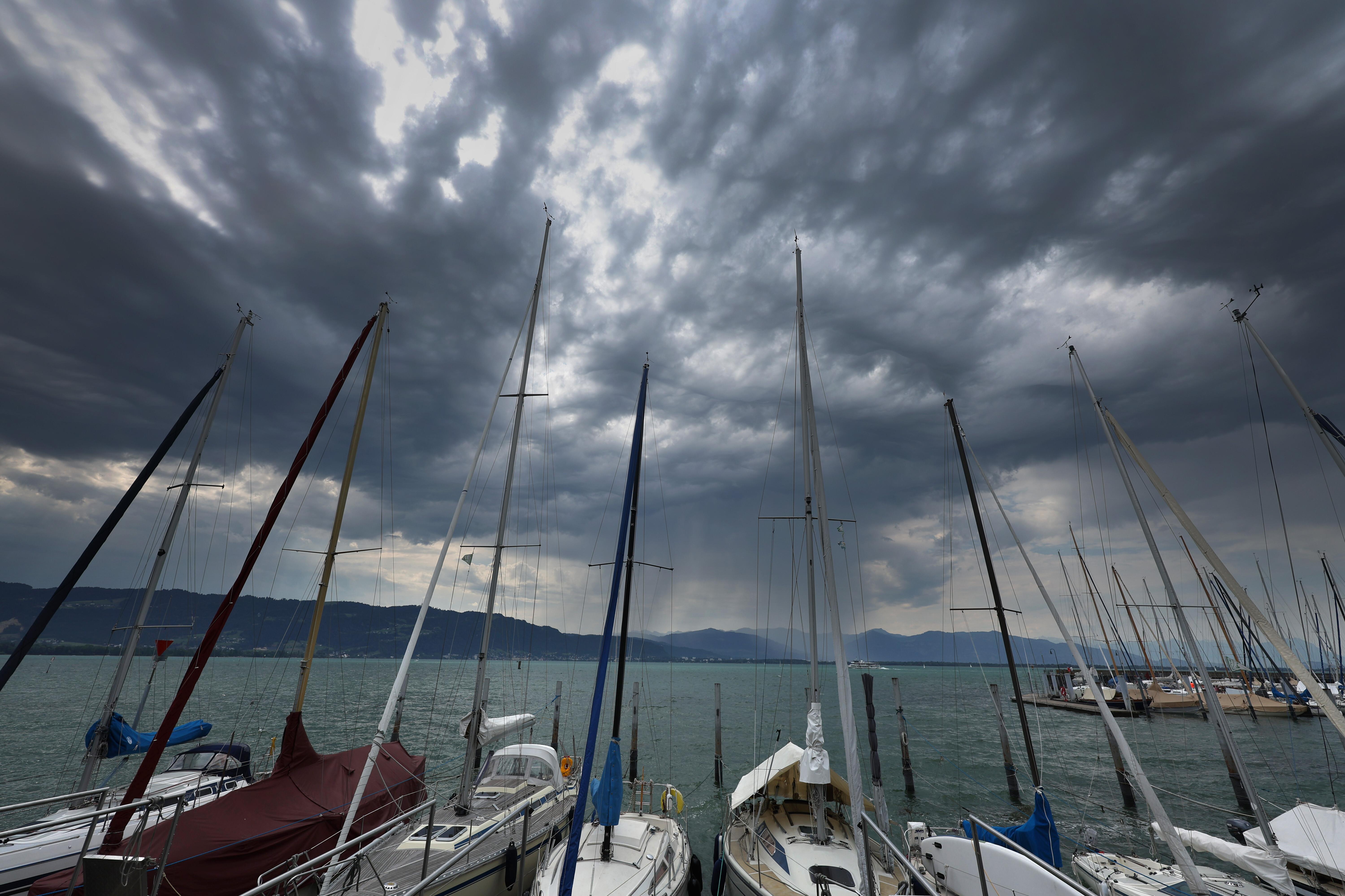 "Kurz vor knapp" – Segler auf dem Bodensee gerettet