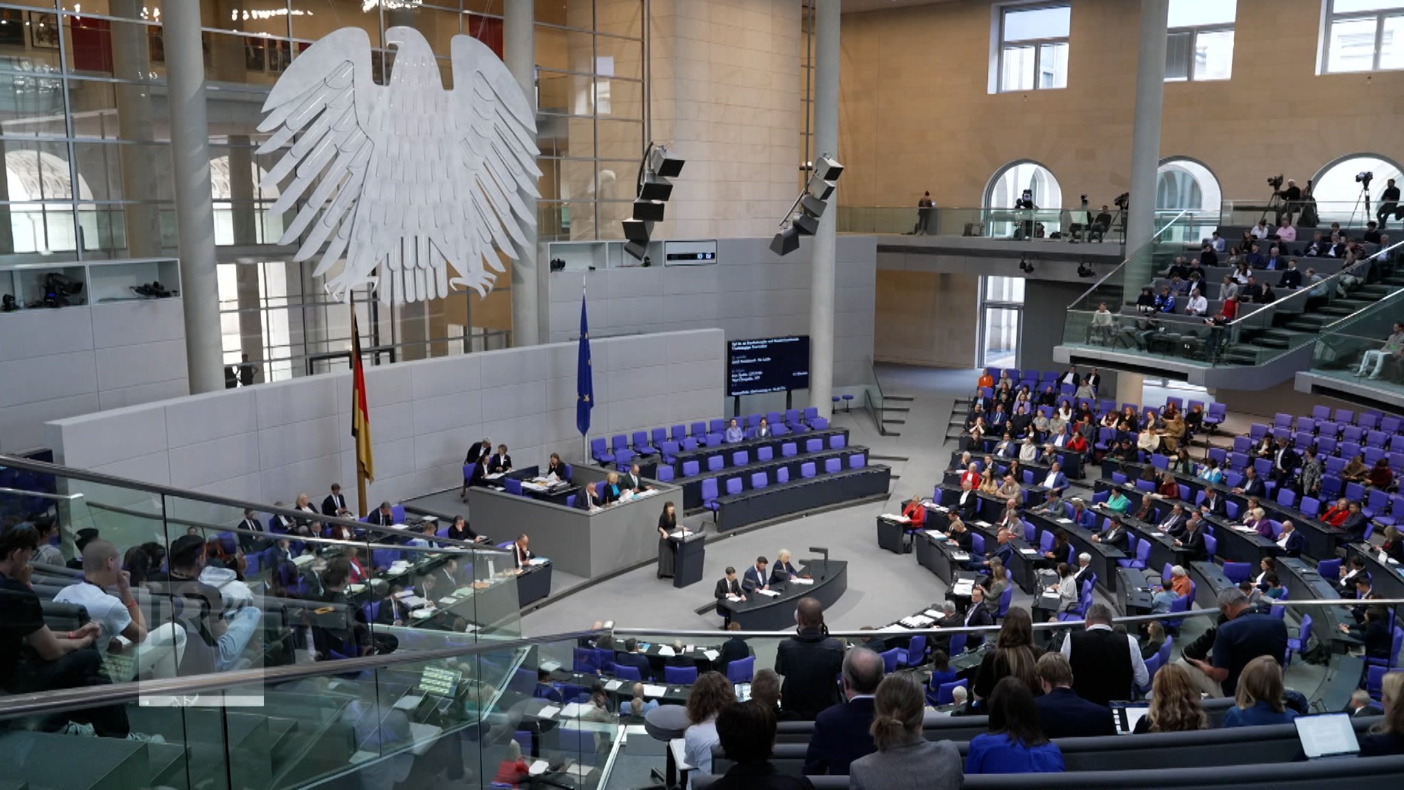 Generaldebatte - Merz will tiefgreifende Reformen