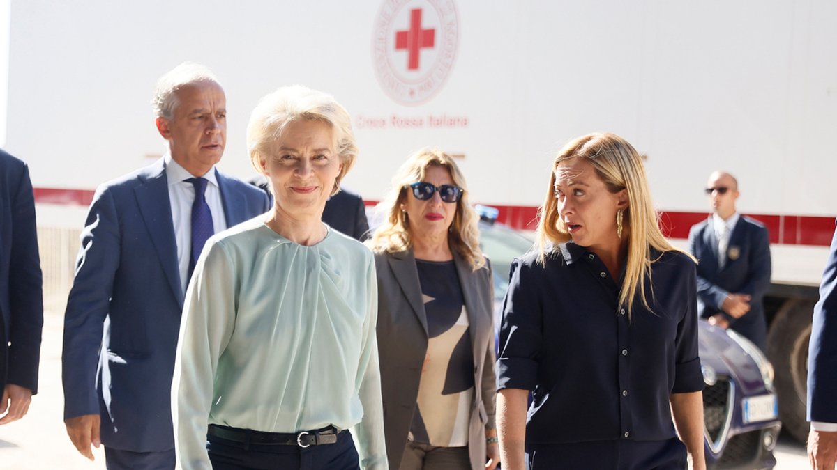 EU-Kommissionspräsidentin von der Leyen besucht Lampedusa