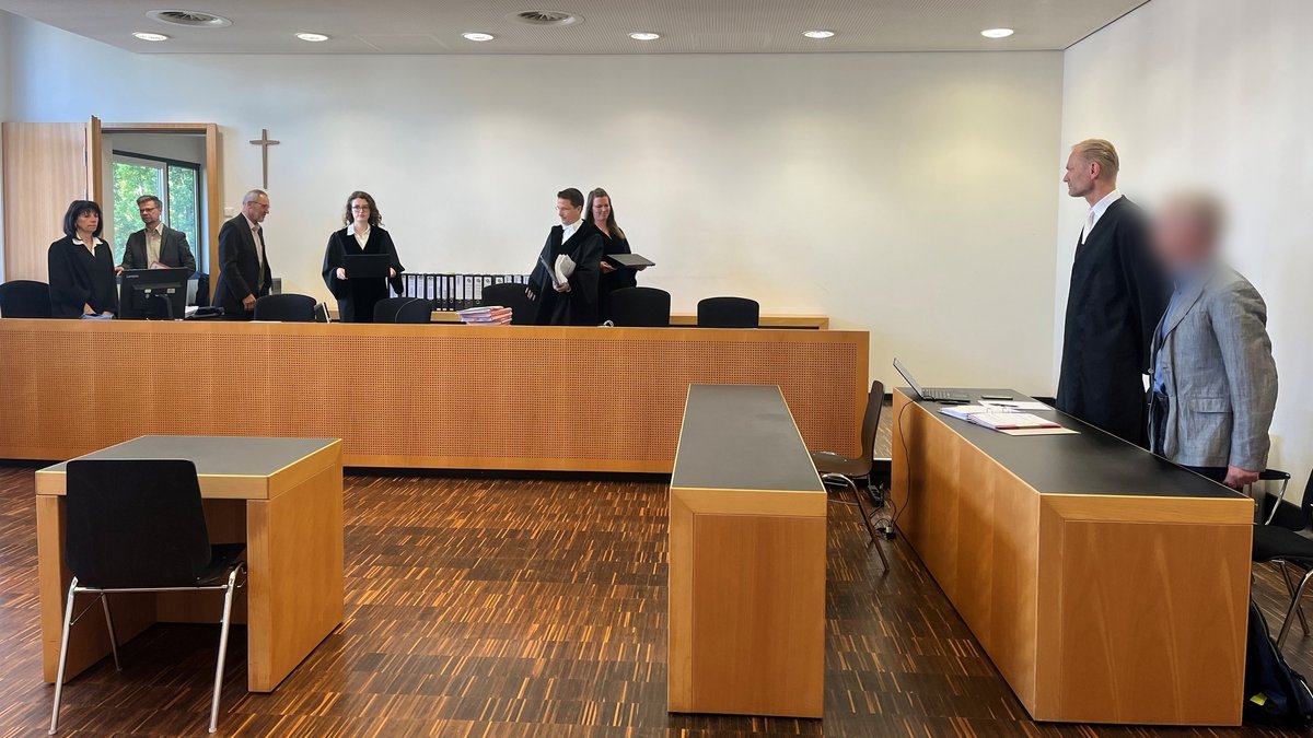 Im Gerichtssaal am Landgericht Augsburg 