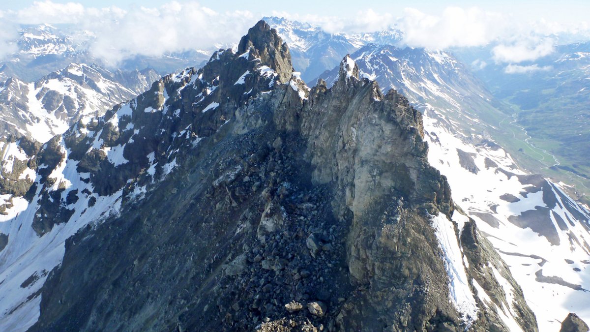 Der Gipfelbereich des Fluchthorns nach dem Bergsturz