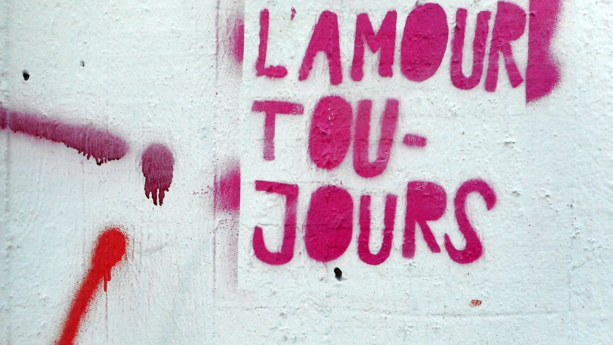 "L'amour toujours": Gleiche Parole, unterschiedliche Urteile