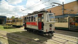 So sahen sie aus, die ersten elektrischen Trams, die im 19. Jahrhundert erstmals durch Augsburg rollten. | Bild:BR / Johannes Hofelich