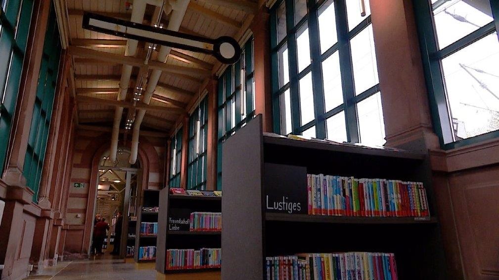 Bücherei im Bahnhof (BiB) in Veitshöchheim