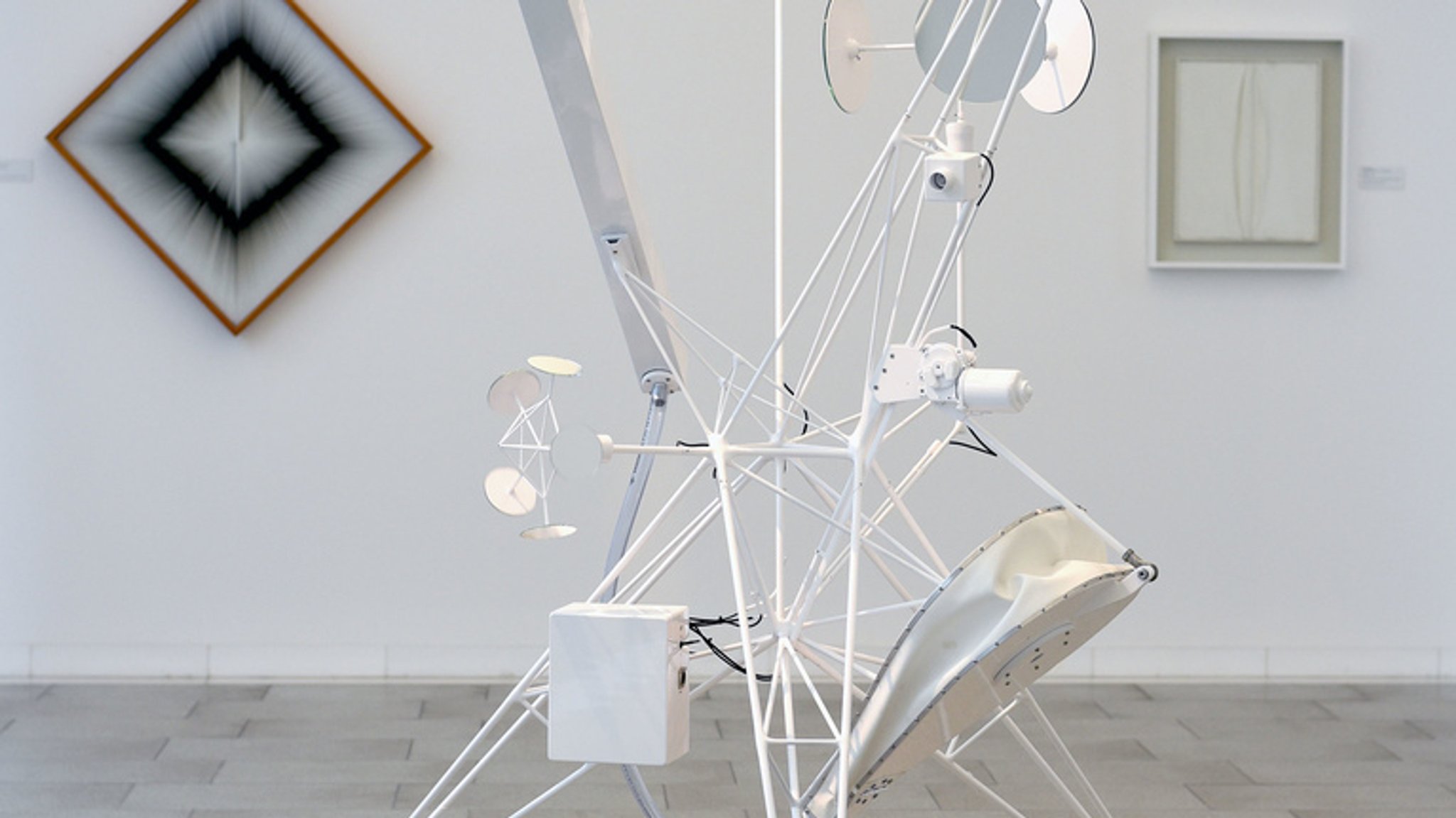 Kunst-Maschine von Björn Schülke | Bild: Luftmuseum Amberg Kunst-Maschine von Björn Schülke