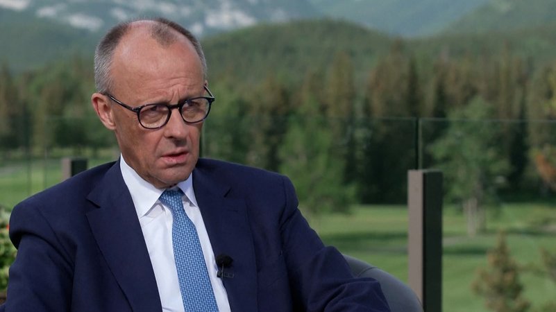 Friedrich Merz: "Israel macht die Drecksarbeit" | Bild: Bayerischer Rundfunk 2025 Friedrich Merz: "Israel macht die Drecksarbeit"