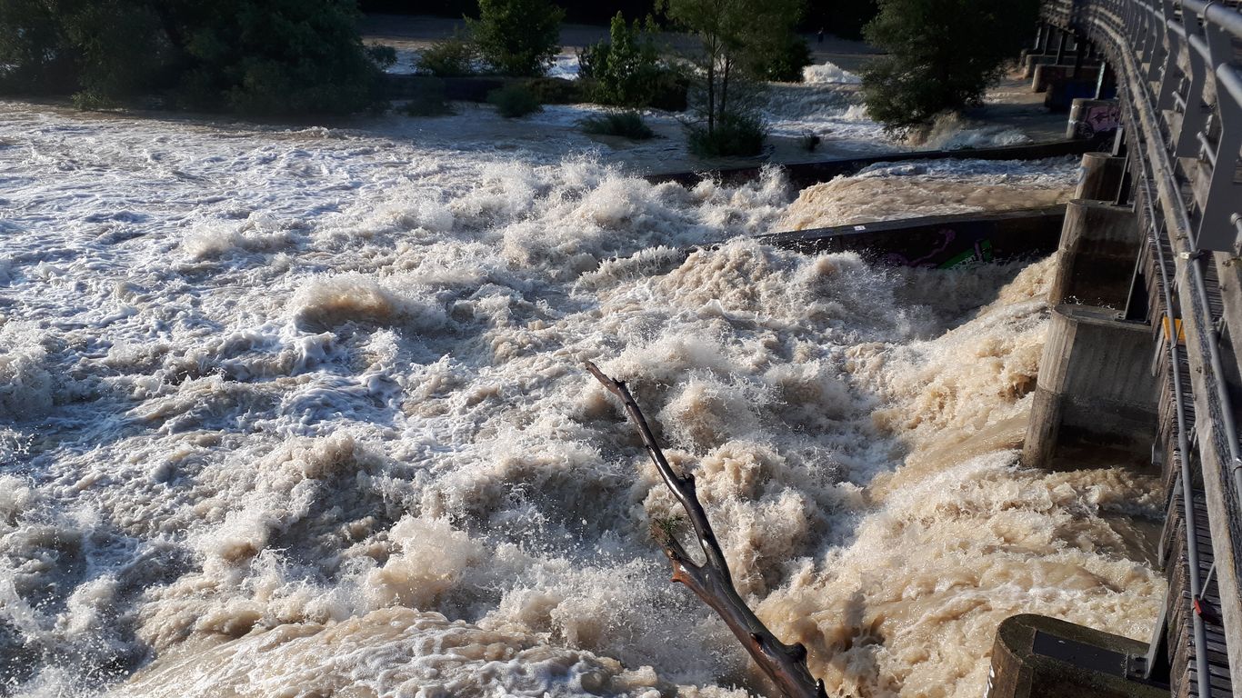 Die Isar am Flauchersteg am Montagmorgen. 