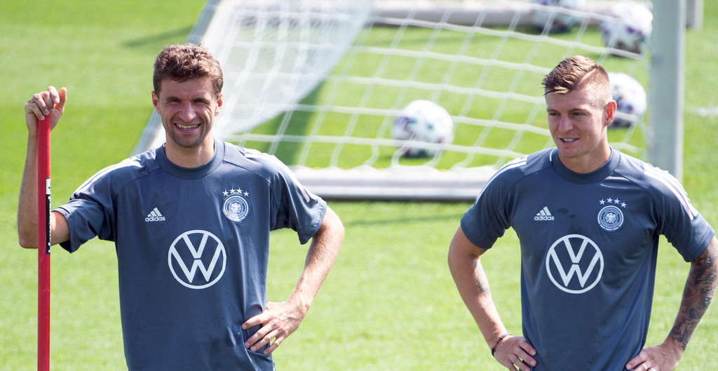Thomas Müller und Toni Kroos im Juni 2021