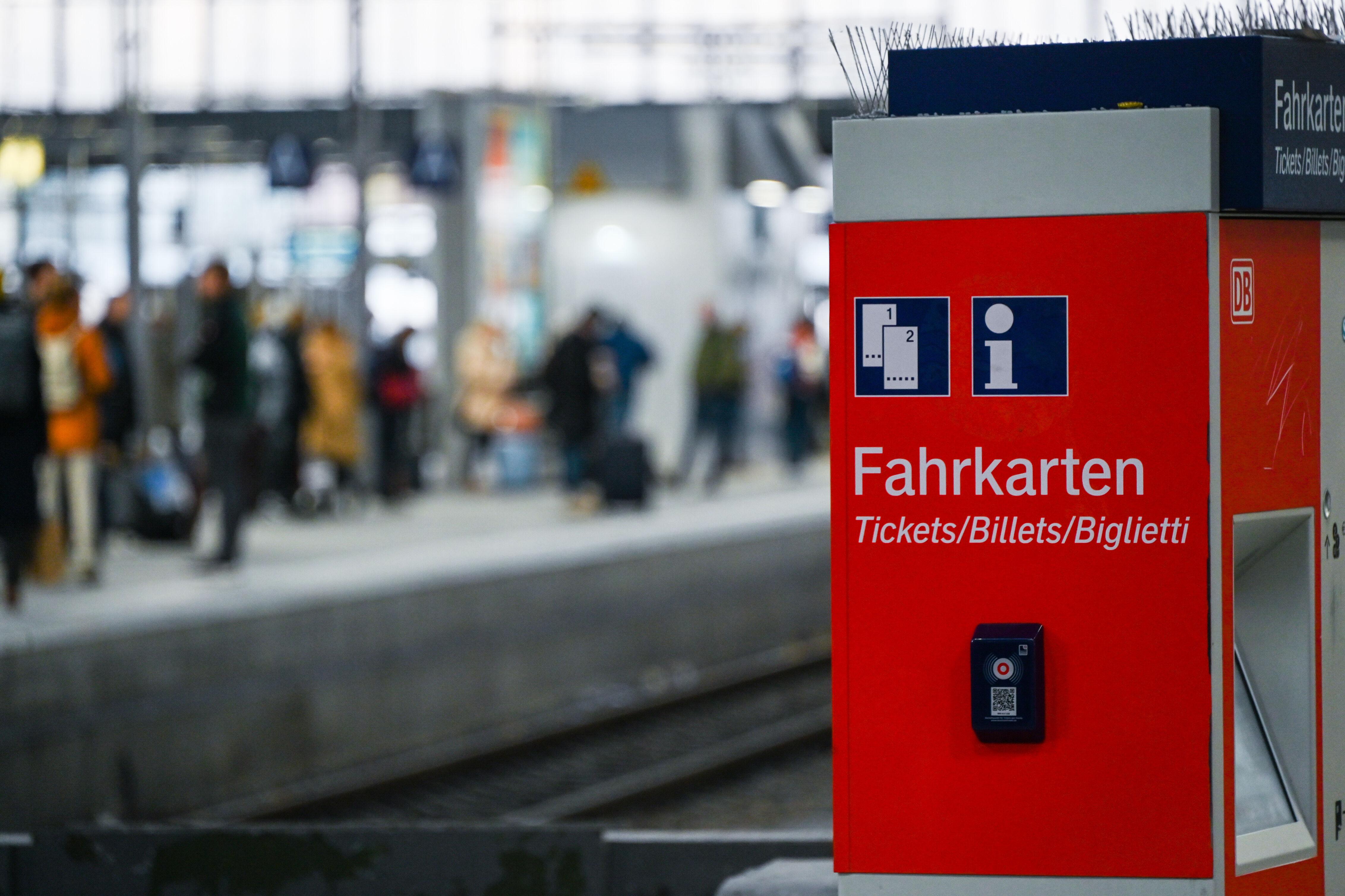 Archivbild: Der Münchner Hauptbahnhof während eines GDL-Streiks