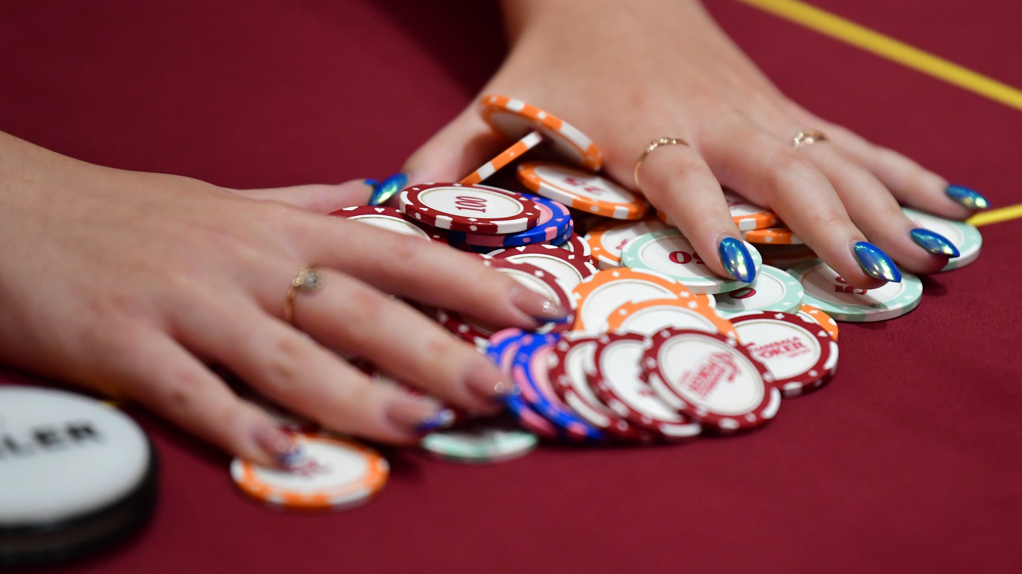 Kriegskosten: Putins Finanzminister hofft auf Online-Casinos