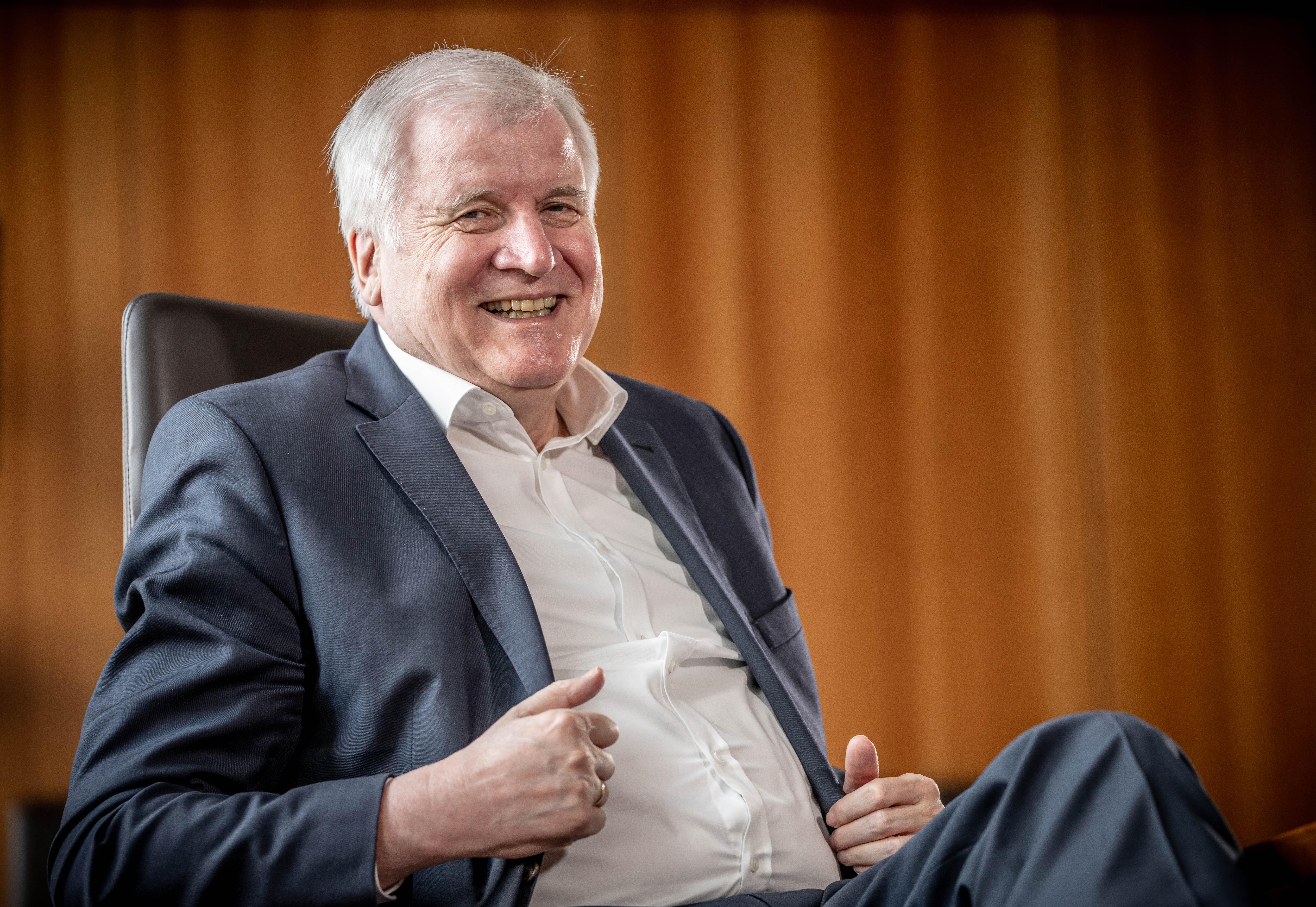 Ein Leben Fur Die Politik Horst Seehofer Geht In Den Ruhestand Br24