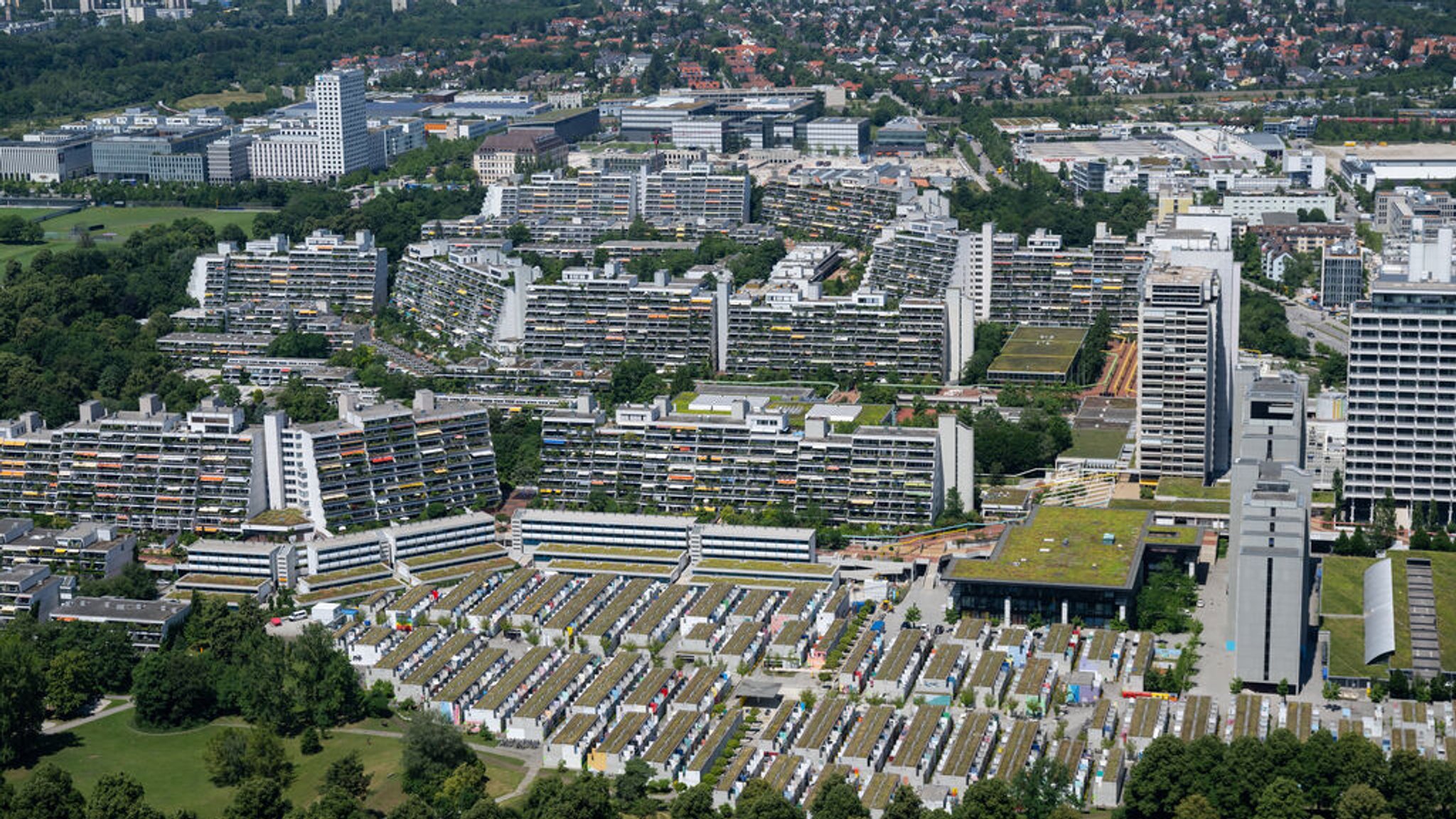 Hamas-Parole prangte im Olympiadorf - inzwischen übersprüht