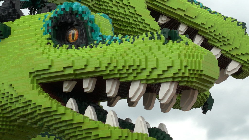 Seit gut 20 Jahren lockt das Legoland Besucher nach Günzburg - knapp 2 Millionen kommen pro Jahr.
