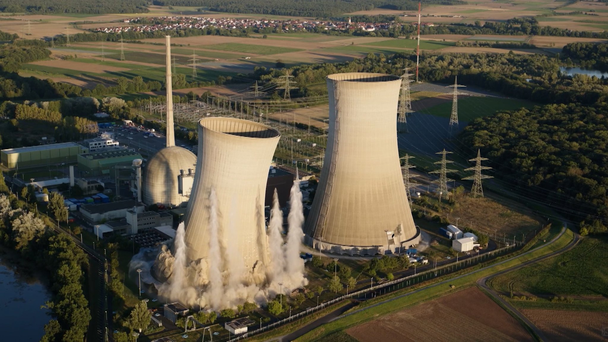 VIDEO: Drohnenaufnahmen der Sprengung