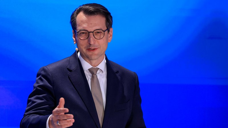 Der bisherige Produktionsvorstand Milan Nedeljkovic wird neuer BMW-Chef | Bild: picture alliance/dpa | Jan Woitas Der bisherige Produktionsvorstand Milan Nedeljkovic wird neuer BMW-Chef