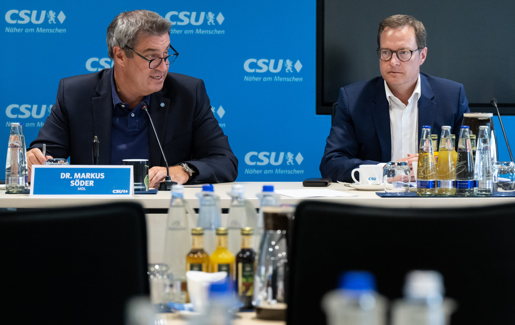 CSU-Chef Söder und CSU-Generalsekretär Huber bei der Vorstandssitzung