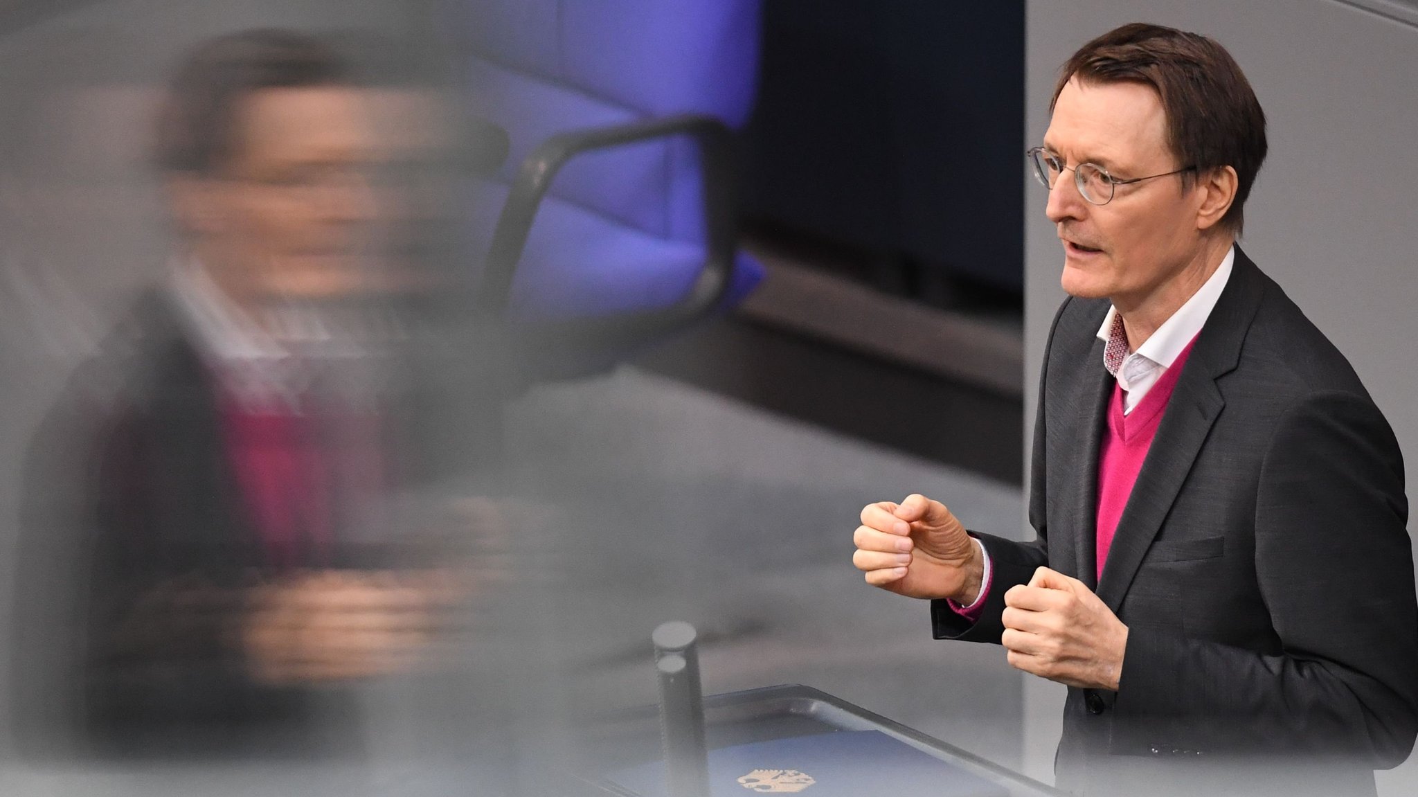 Bundesgesundheitsminister Karl Lauterbach im Bundestag