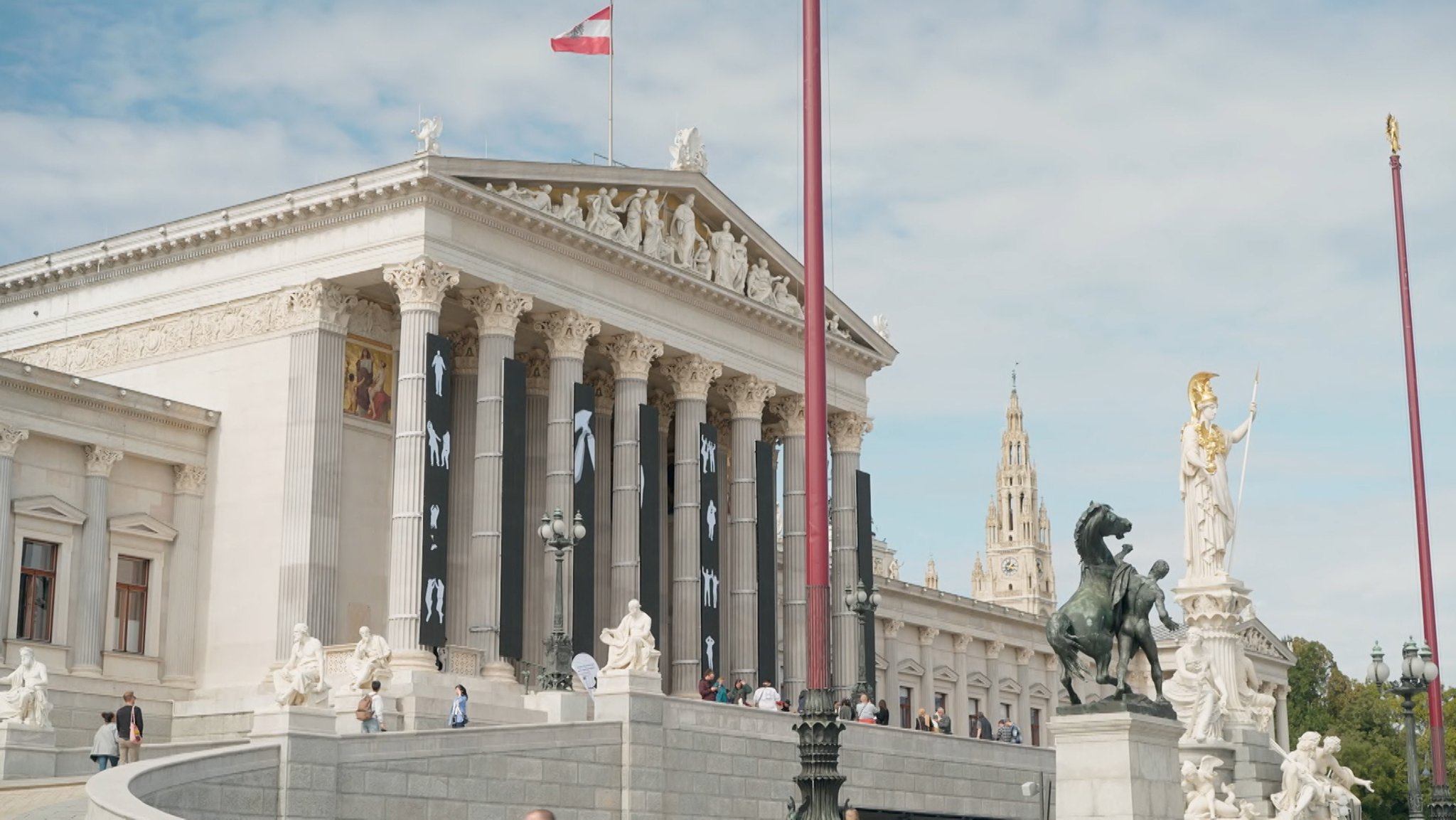 Am Sonntag findet in Österreich die Nationalratswahl statt. Die FPÖ könnte zum ersten Mal stärkste Kraft im Österreichischen Parlament werden. 