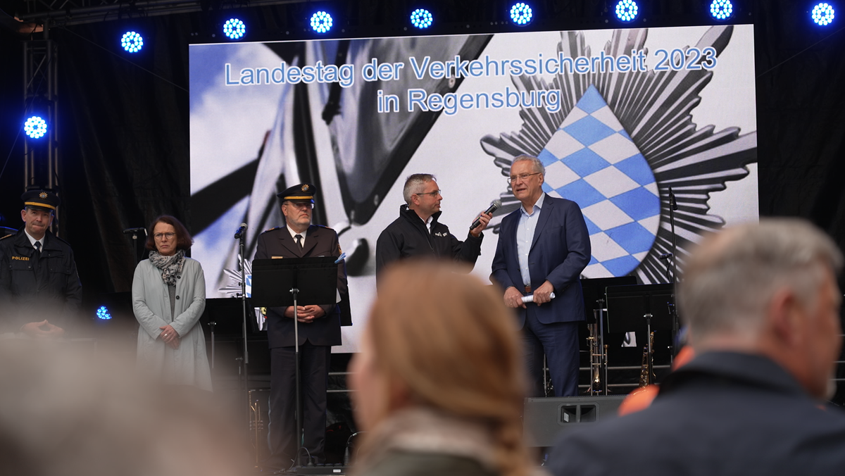 Landestag der Verkehrsicherheit in Regensburg: Innenminister Joachim Herrmann (CSU) bei der Eröffnung.