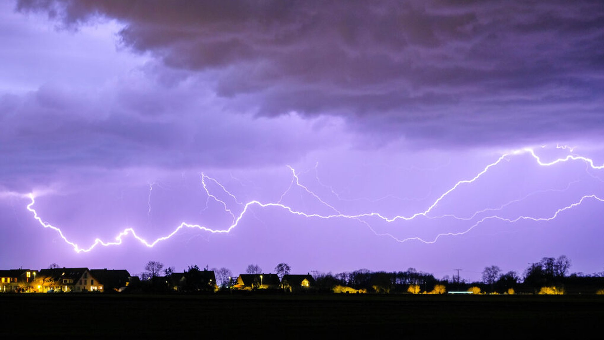 Hagel und Starkregen: Gewitter in Teilen Bayerns erwartet