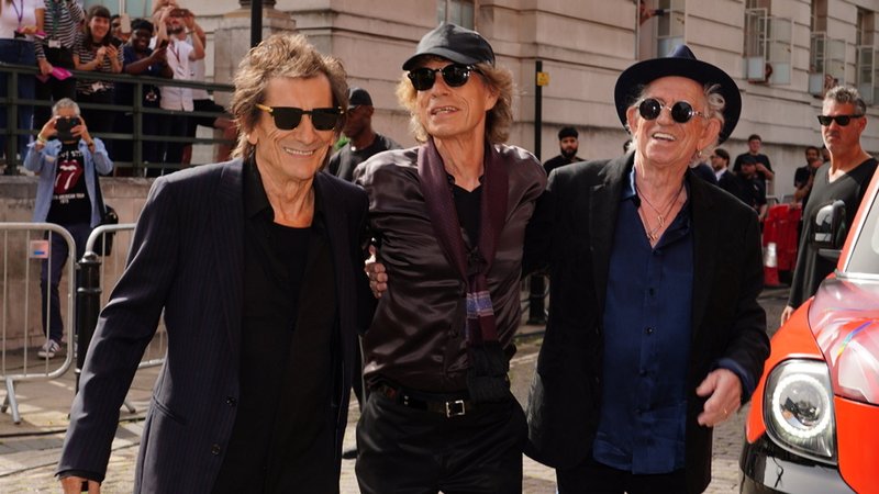 Ronnie Wood, Mick Jagger und Keith Richards (von links nach rechts) kommen zur Vorstellung des neuen Rolling Stones-Albums "Hackney Diamonds"
