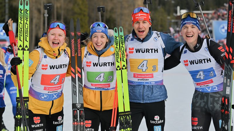Selina Grotian (l-r), Franziska Preuss, Philipp Nawrath und Justus Strelow | Bild: Martin Schutt/dpa Selina Grotian (l-r), Franziska Preuss, Philipp Nawrath und Justus Strelow